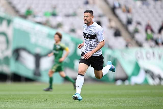 库里7中0施罗德首秀12中2 勇士遭灰熊51分血洗