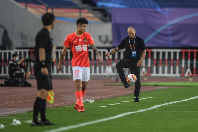 格林37+9+7火箭险胜雷霆10连胜 公牛胜步行者